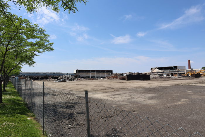 Eastland Center (Eastland Shopping Center, Eastland Mall) - June 11 2022 Photo (newer photo)